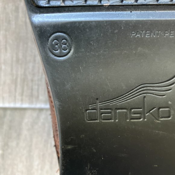 Size 38 Dansko Tooled Leather Clogs - Picture 11 of 12